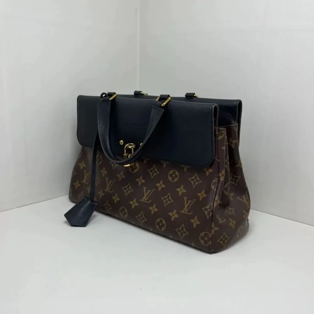 Louis Vuitton Women Pre-Loved Bag Very Good Condition